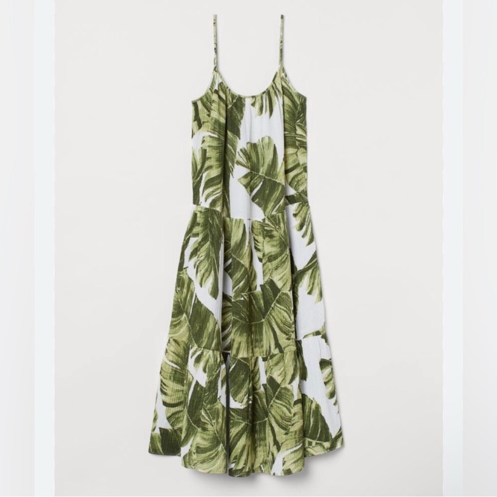 H&M Crinkled Cotton Banana Leaf Print Dress